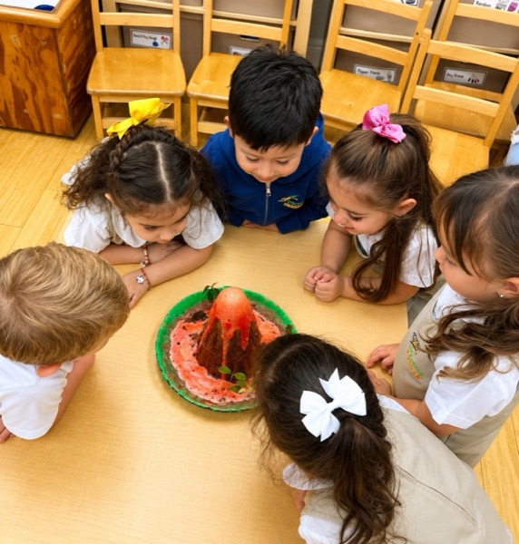 Science experiment at Creativa Academy