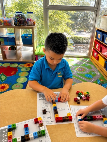 Math activity at Creativa Academy